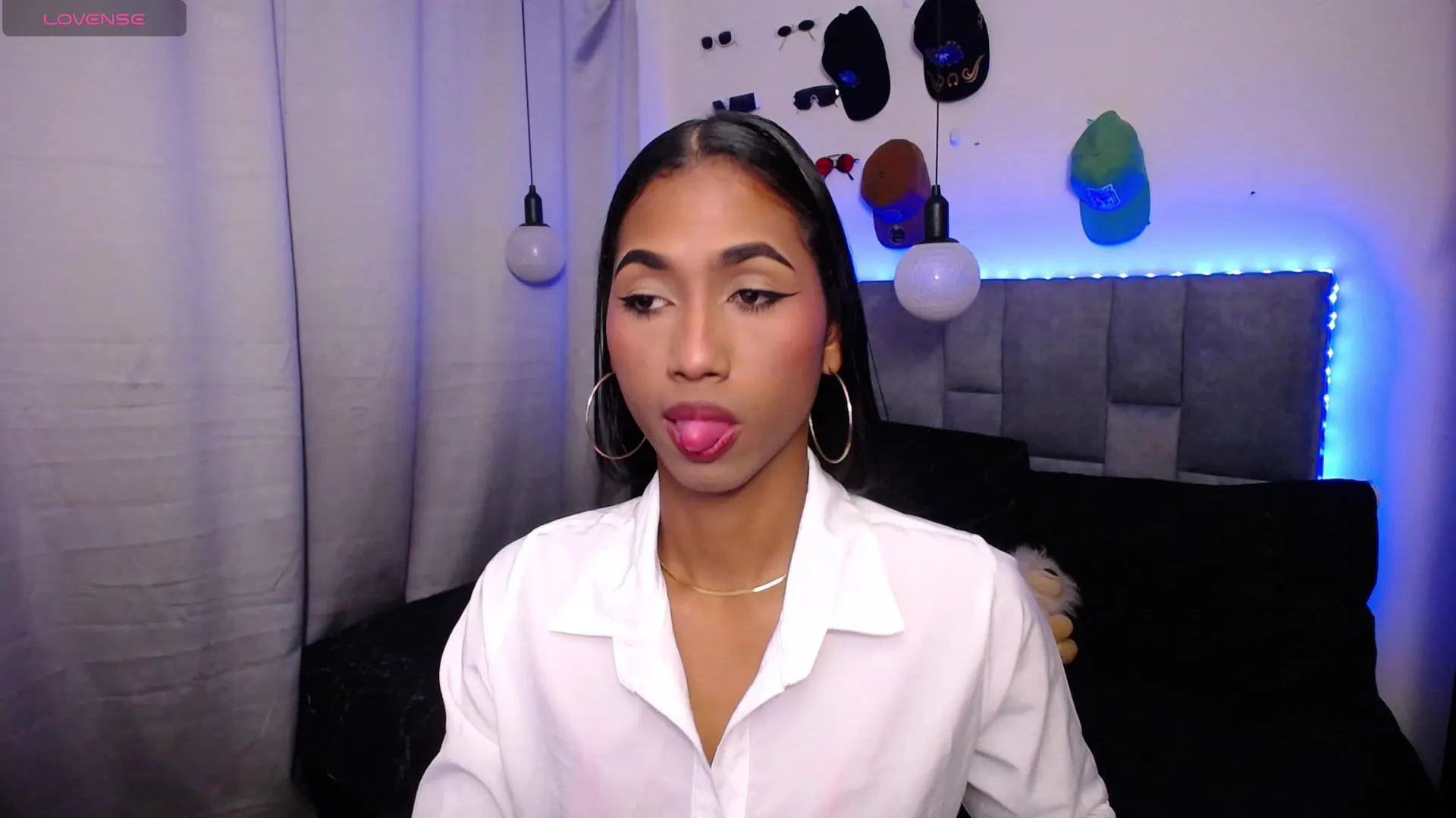 Offline alicemassiel on Cam4