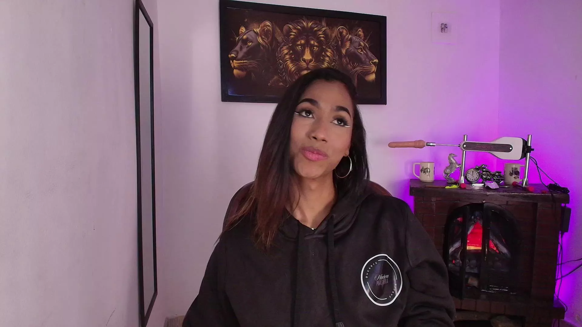 Offline alicemassiel on Cam4