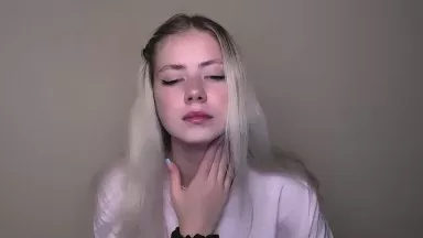 Offline AliceMeaww_ on Cam4