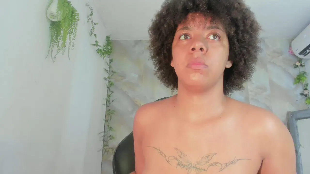 Offline Alika_ on Cam4