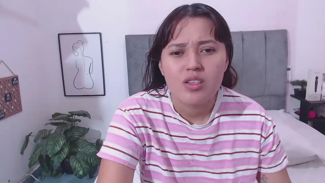 Offline alis_and_sophie on Cam4