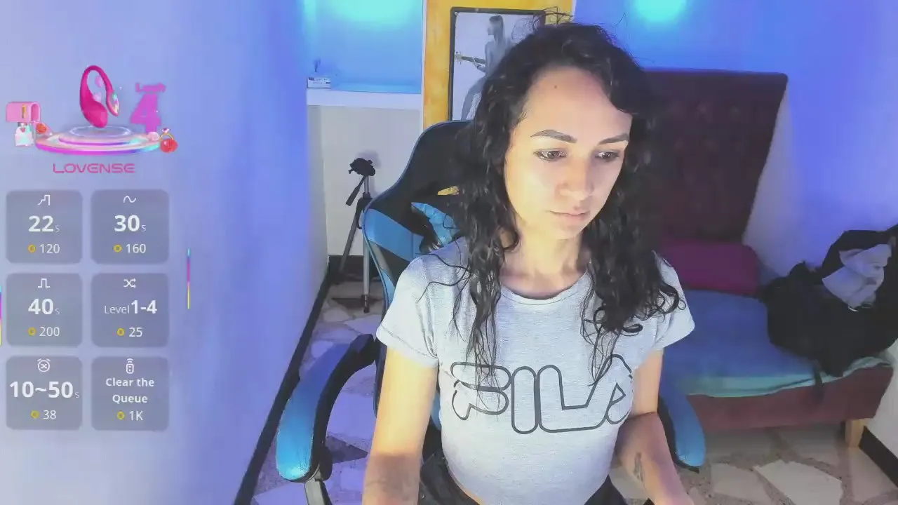 Offline alison_moon7 on Cam4