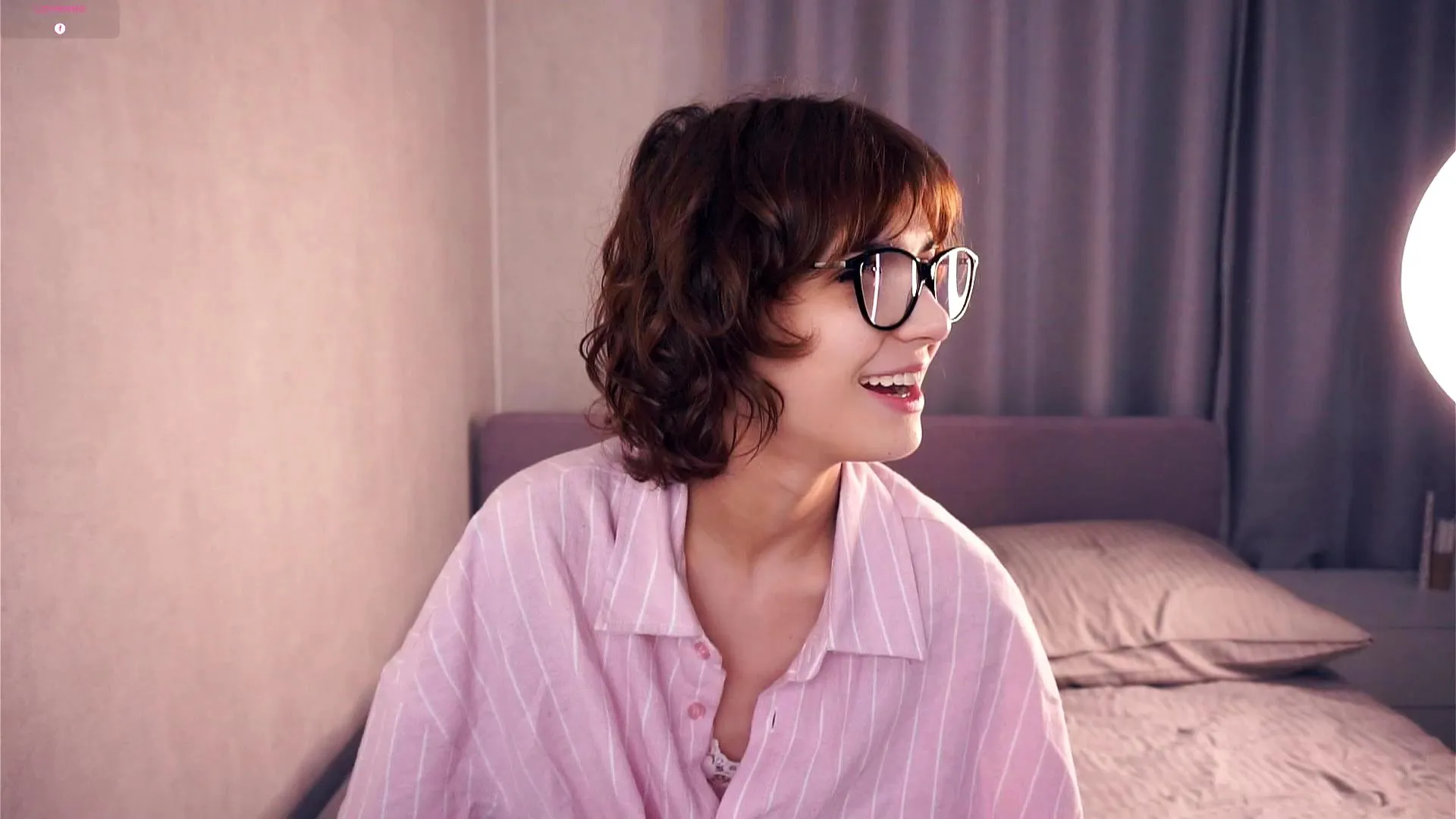 Freechat AlodiaGoodrich on Cam4