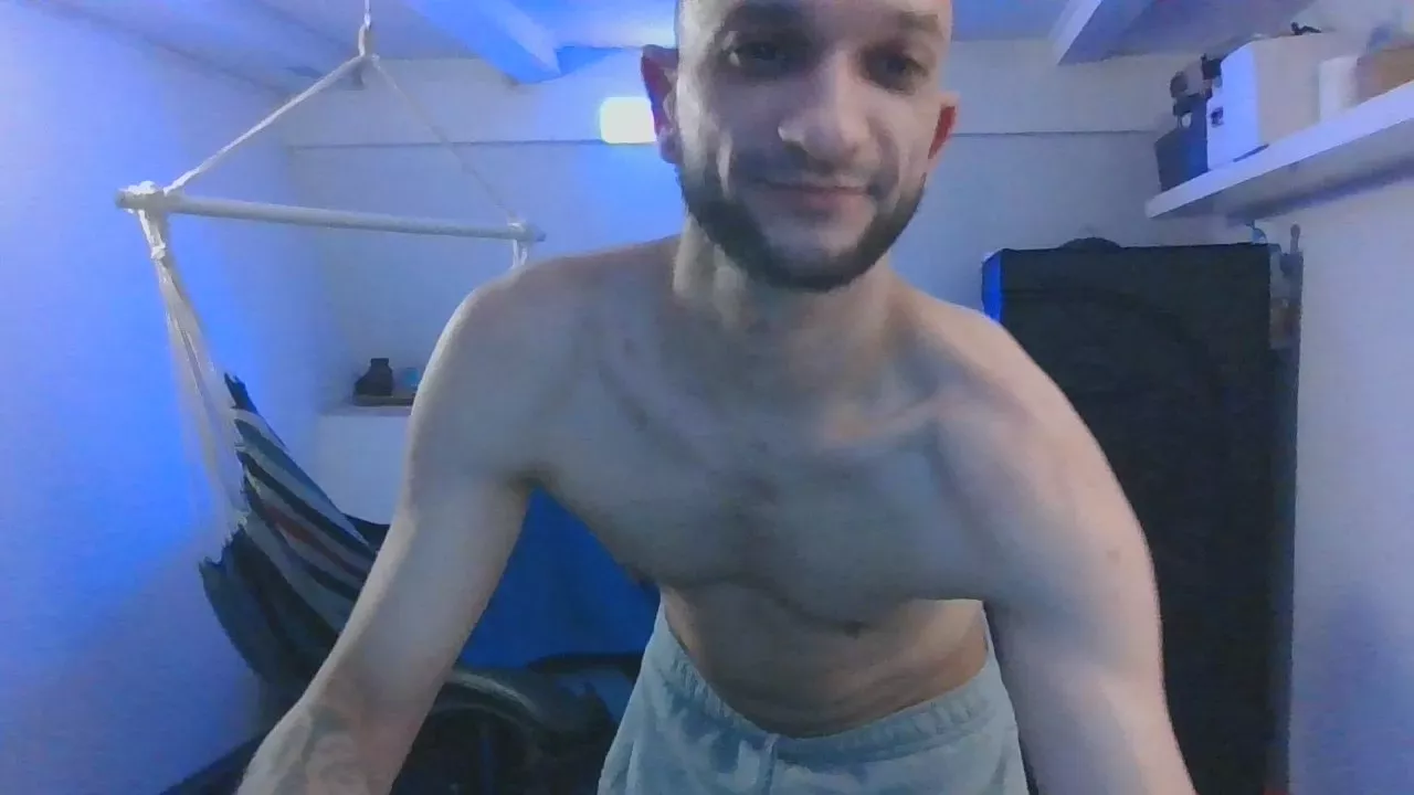 Offline alphausk on Cam4