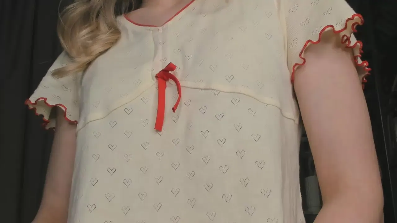 Offline AlthenaDaggett on Cam4