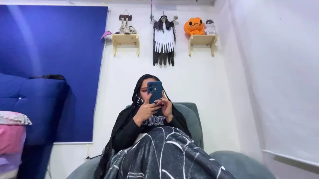 Offline amanne_misa on Cam4