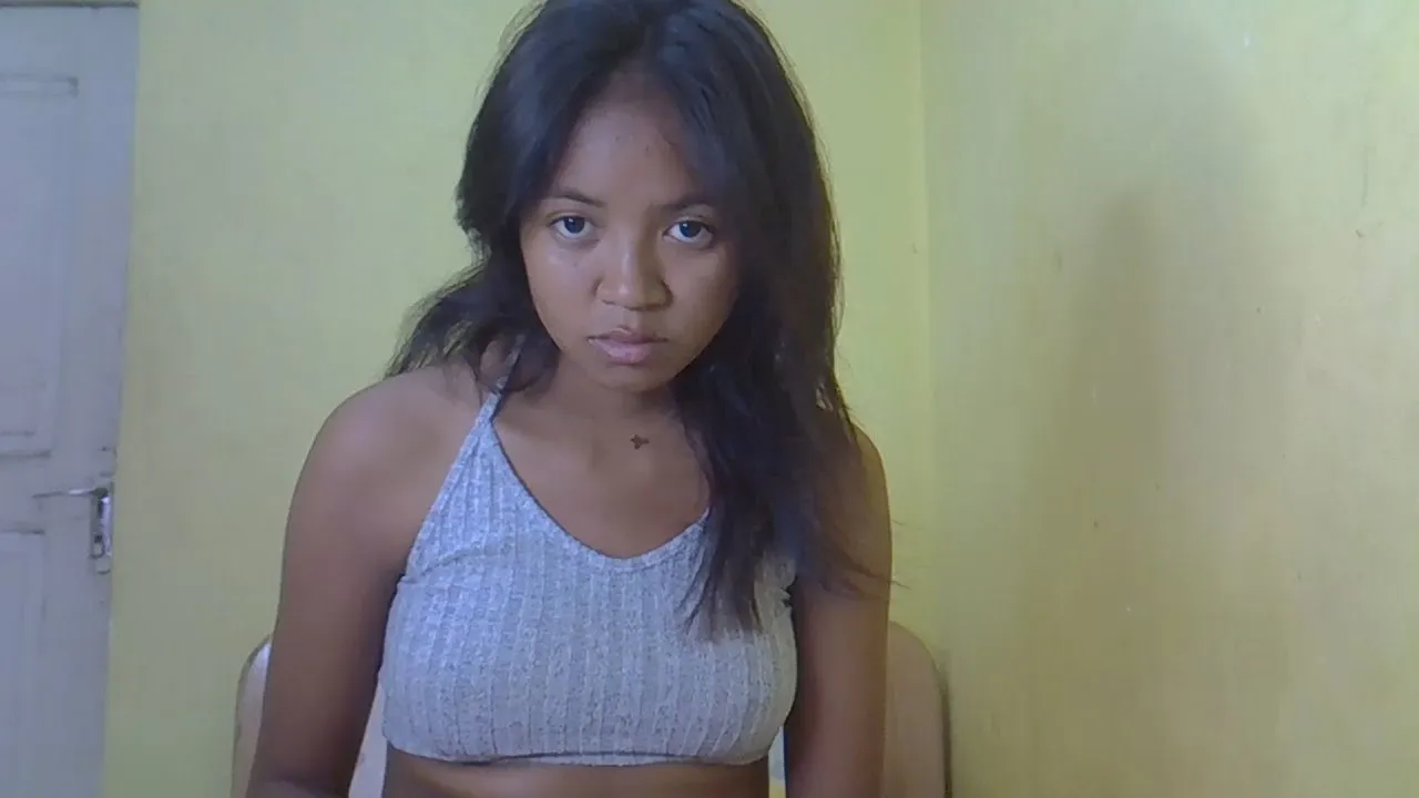 Freechat Ambergirl69 on Cam4