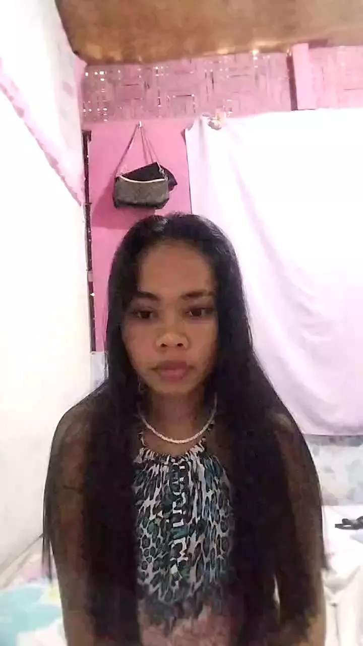 Offline Amelia831 on Cam4