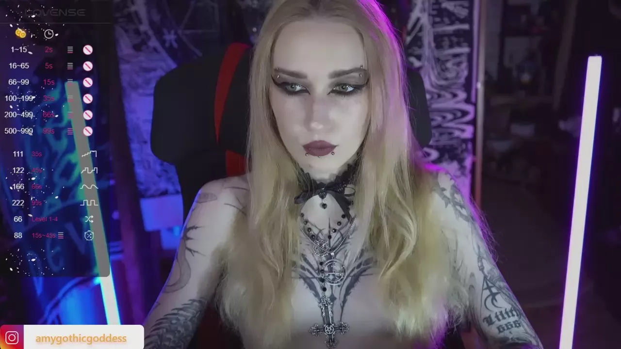 Offline Amy_Goth on Cam4