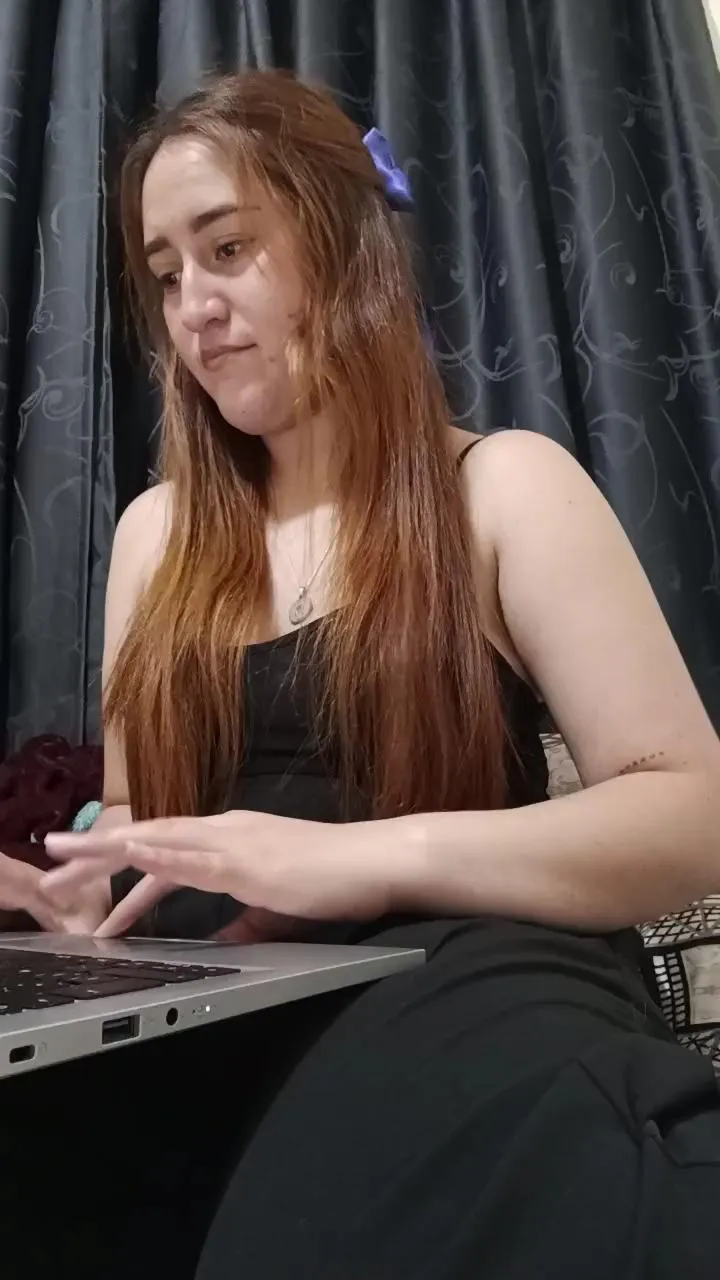 Offline Anais_M on Cam4