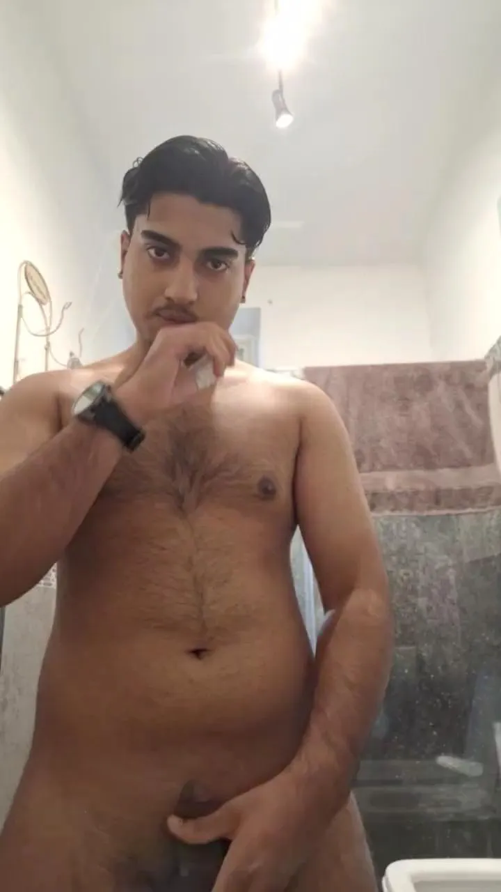 Offline andrea9370 on Cam4