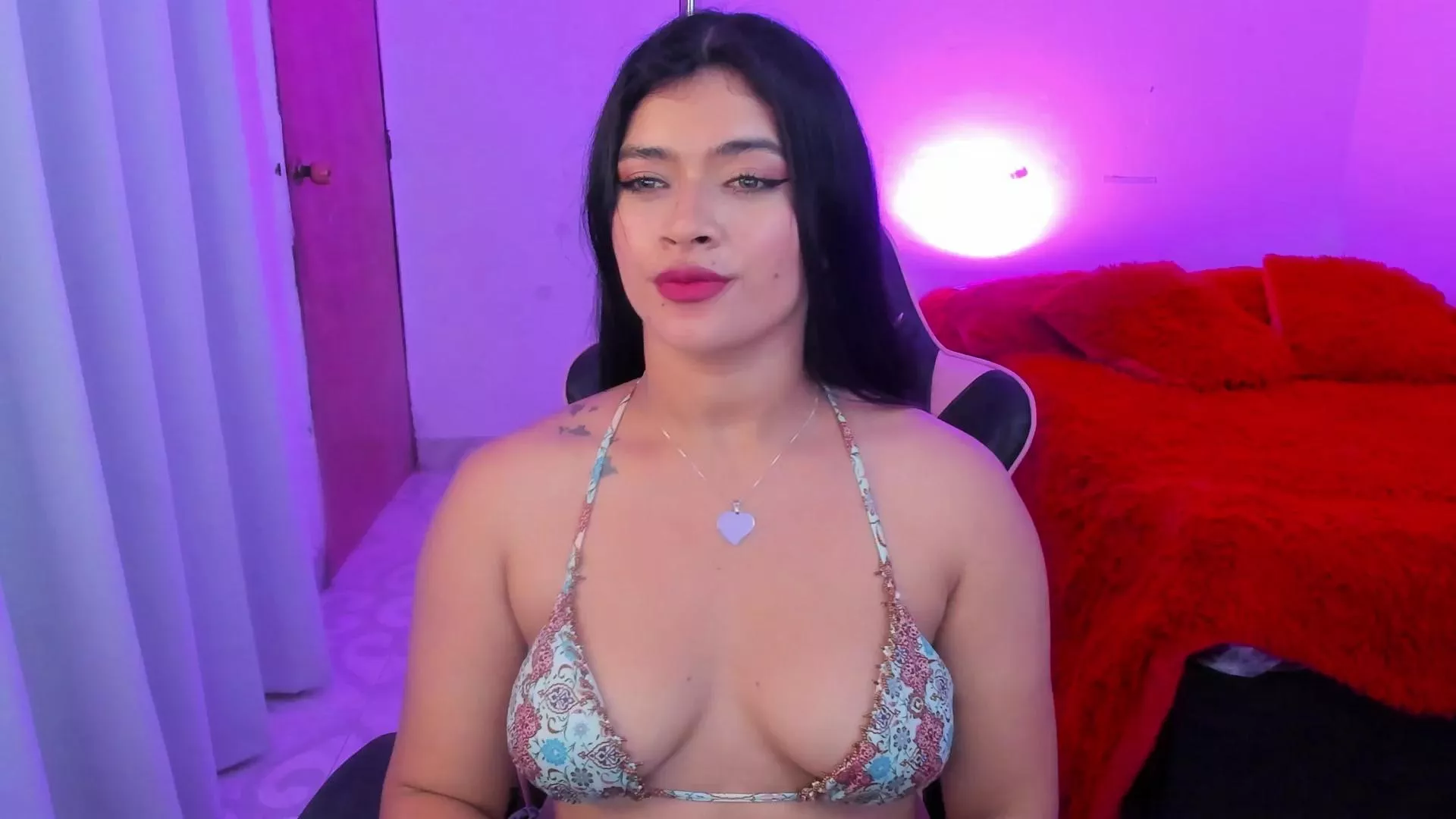 Freechat andreeartt on Cam4