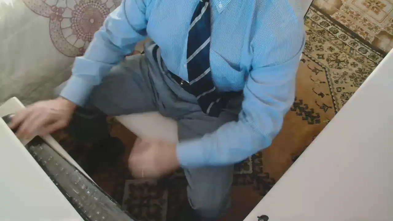 Offline andregrosso24 on Cam4