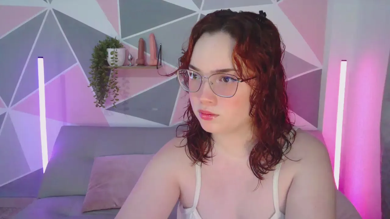 Offline AndrewYCherry on Cam4