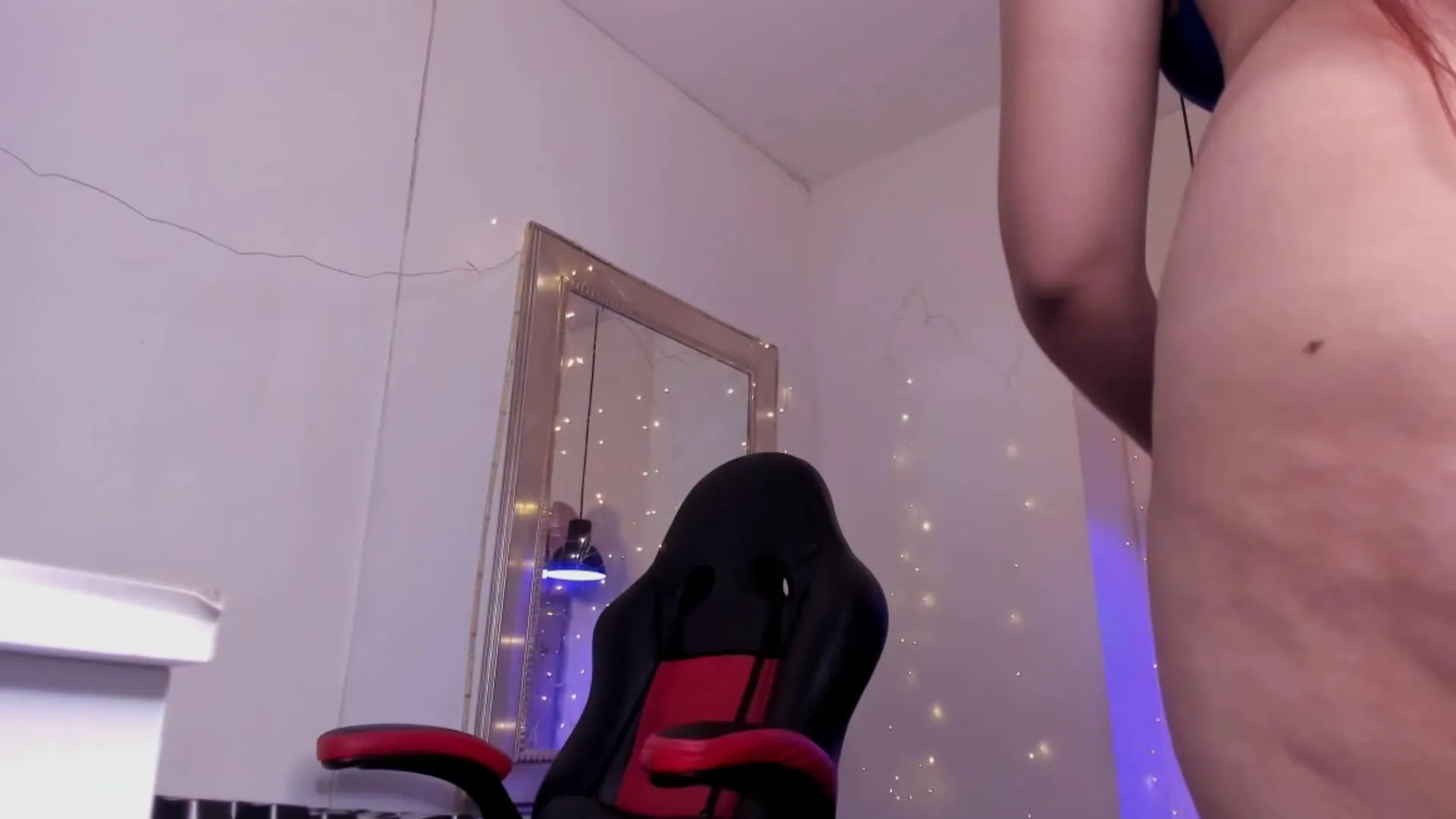 Offline angel_hardy_dl on Cam4