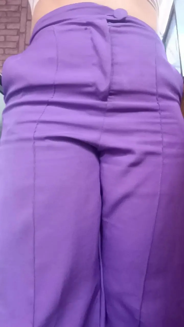 Offline angela2421 on Cam4