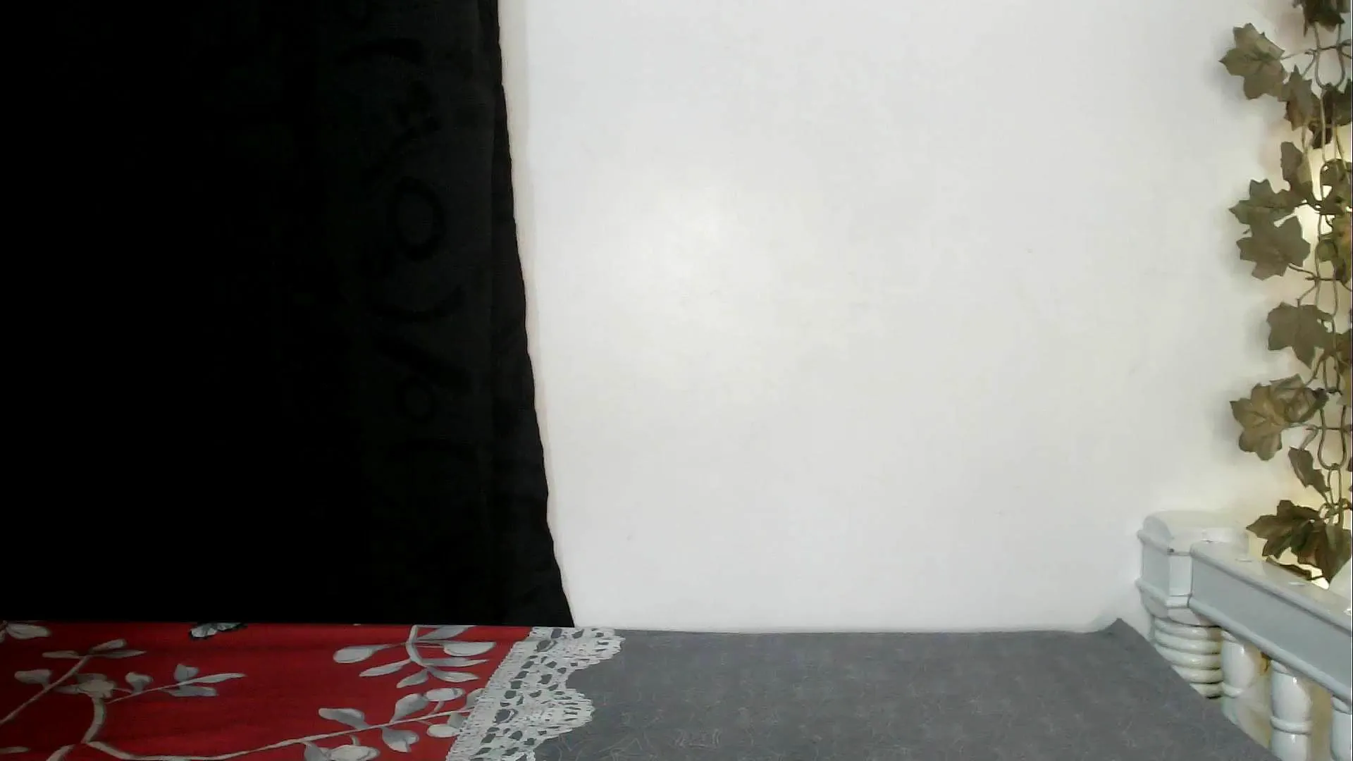 Offline angelainparis on Cam4