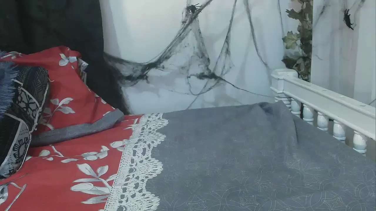 Offline angelainparis on Cam4