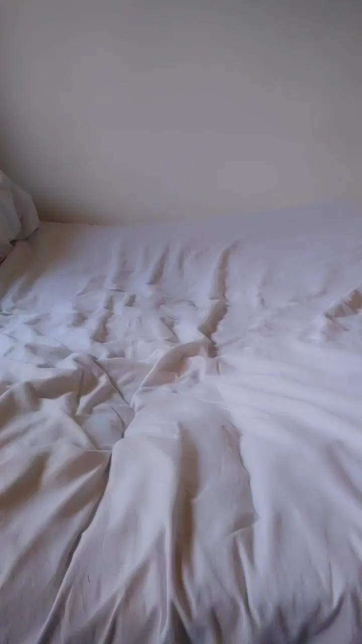 Offline Anita2023 on Cam4