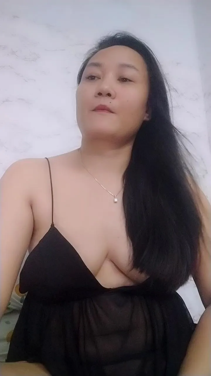 Offline Anna_love68 on Cam4