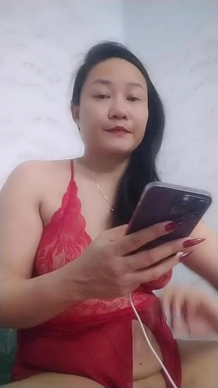 Offline Anna_love68 on Cam4