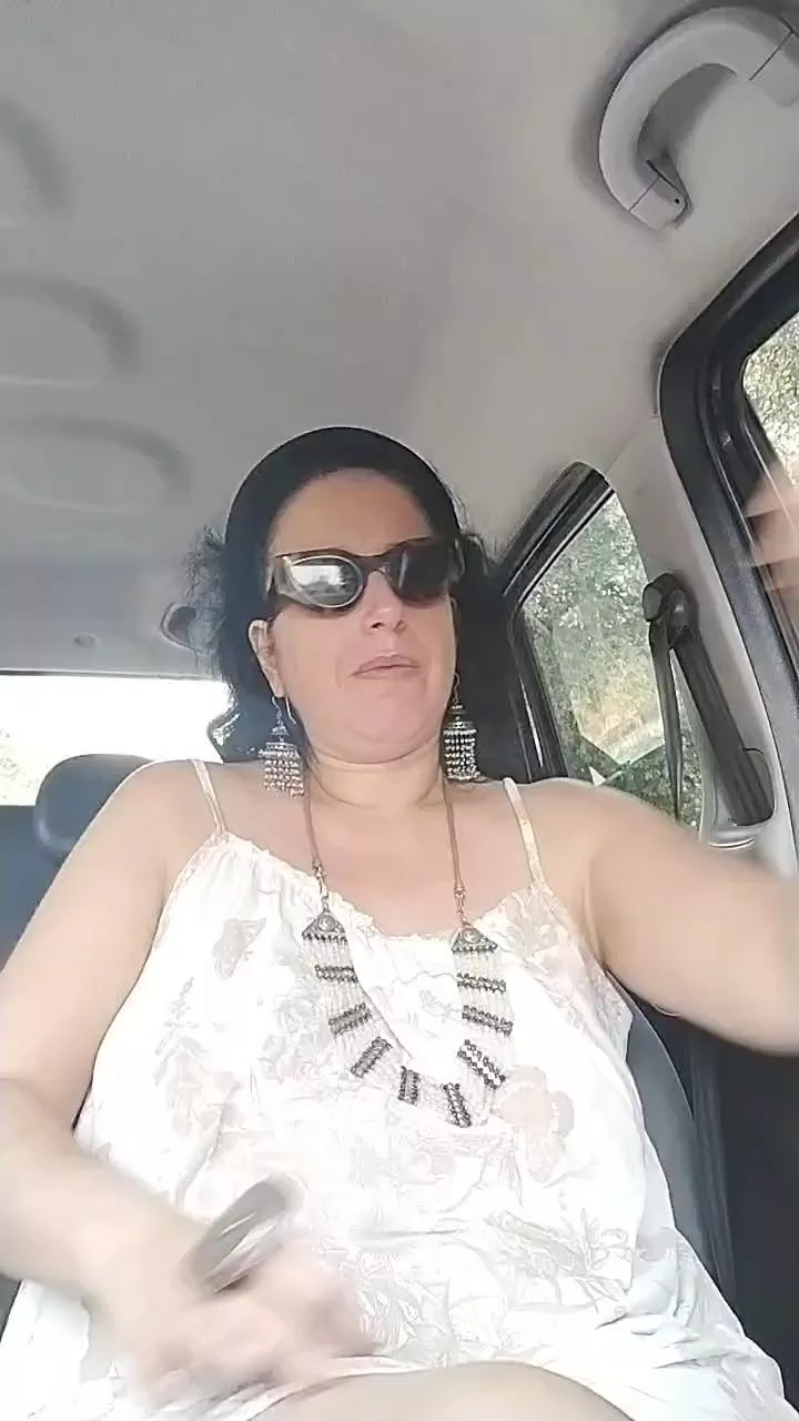 Offline annabell8181 on Cam4