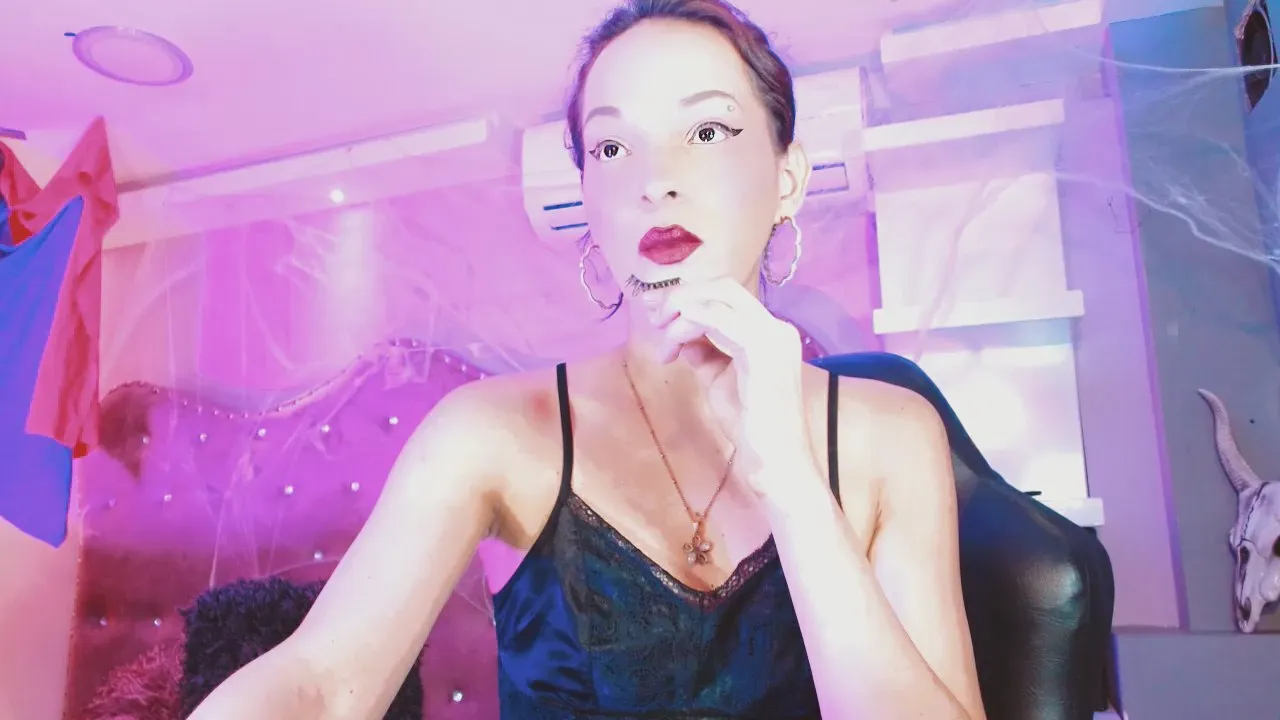 Offline Annabellequeen_ on Cam4