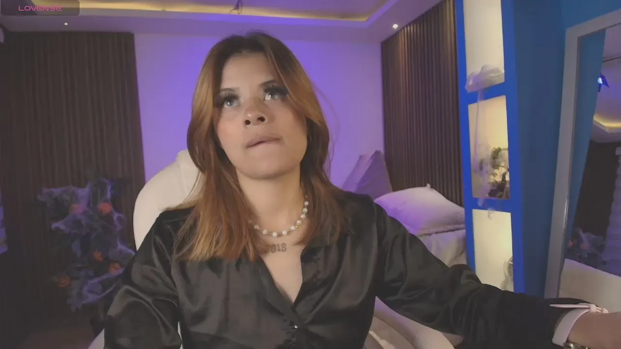 Offline AntonellaJones1 on Cam4