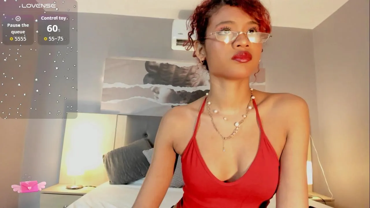 Offline Aprillbrunette on Cam4