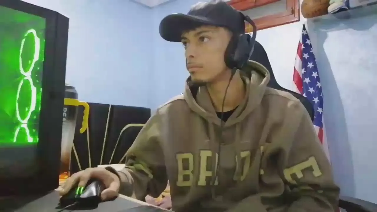 Freechat arab_adam on Cam4