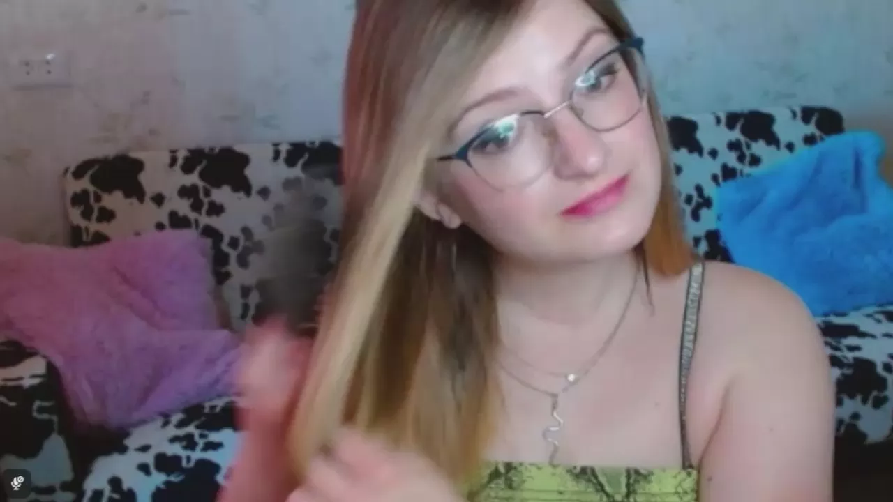 Offline ariel_xbaby on Cam4