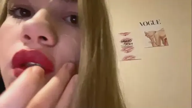 Offline ArlyneSwilling on Cam4