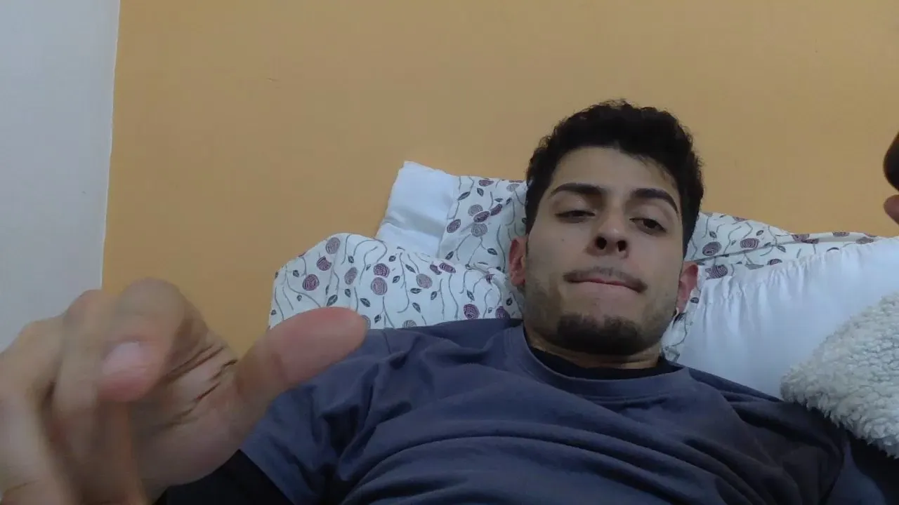 Offline Arthur_lover on Cam4