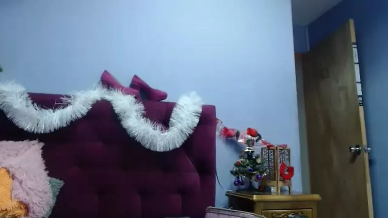 Freechat ashlyrosettee on Cam4