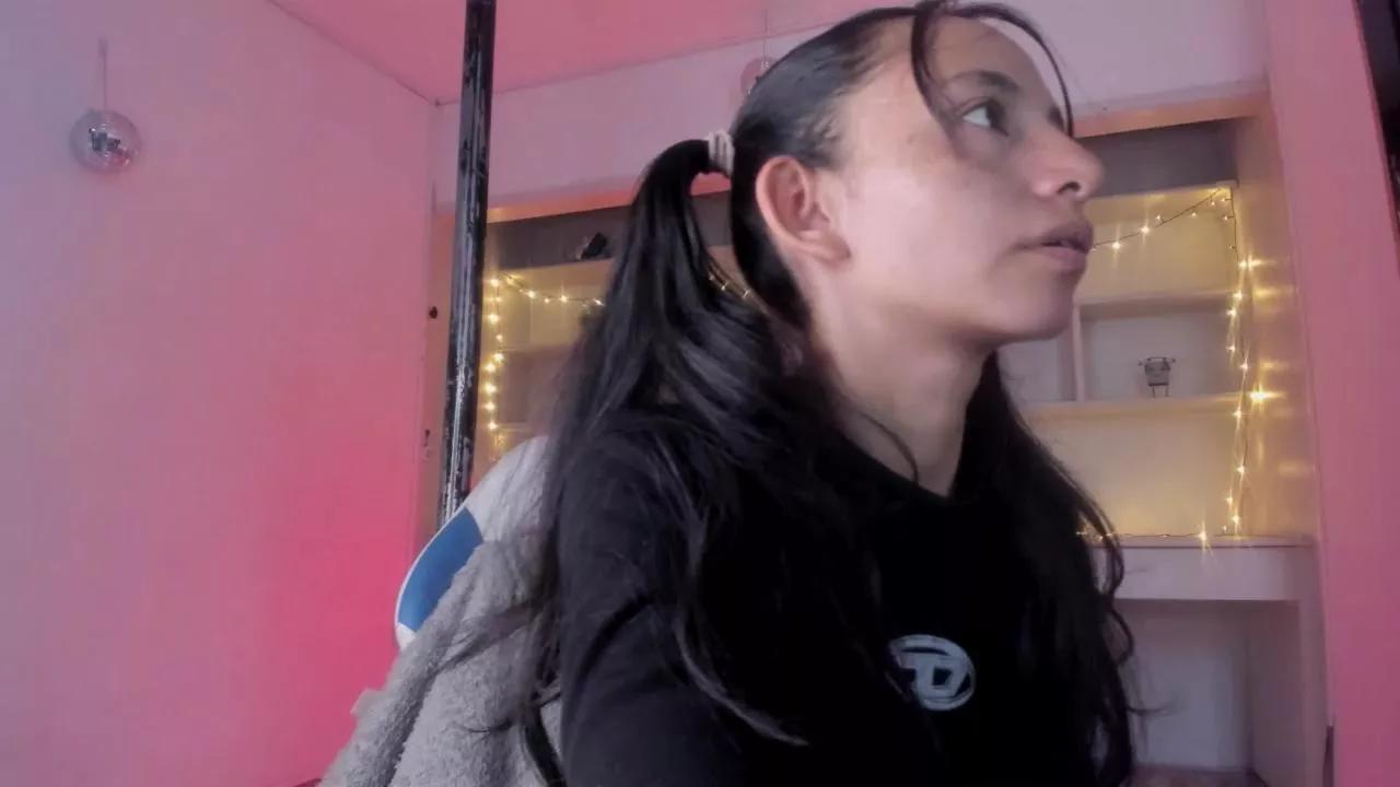 Aura_Janssen from Cam4