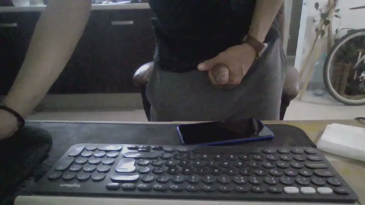 Offline aurelianobgarin on Cam4