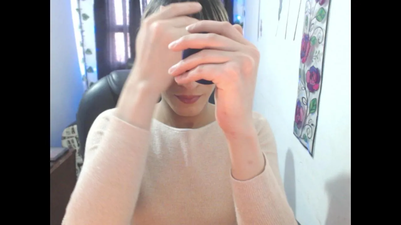 Offline auroraaddams on Cam4