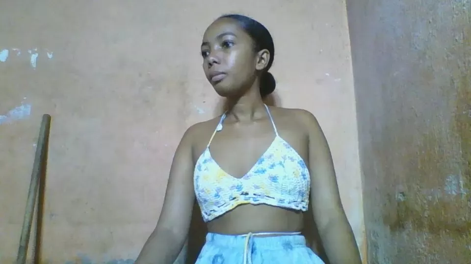 Offline avrila2 on Cam4