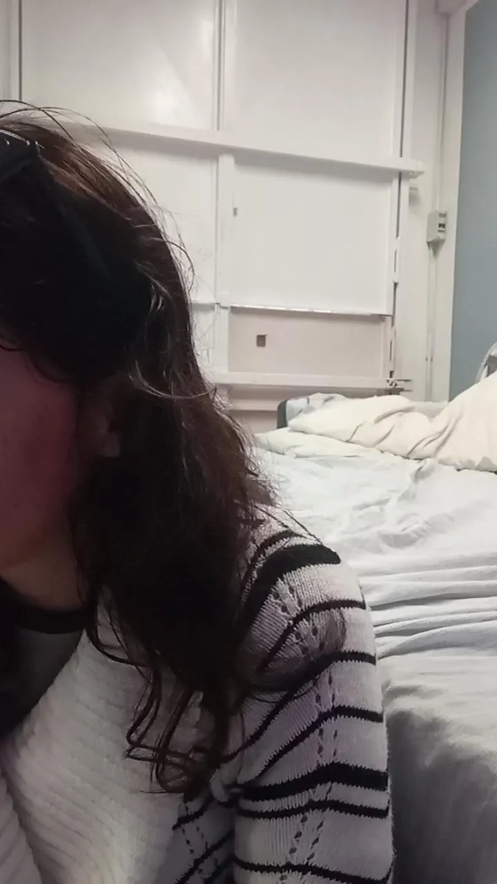 Offline BabySaraBettoni on Cam4