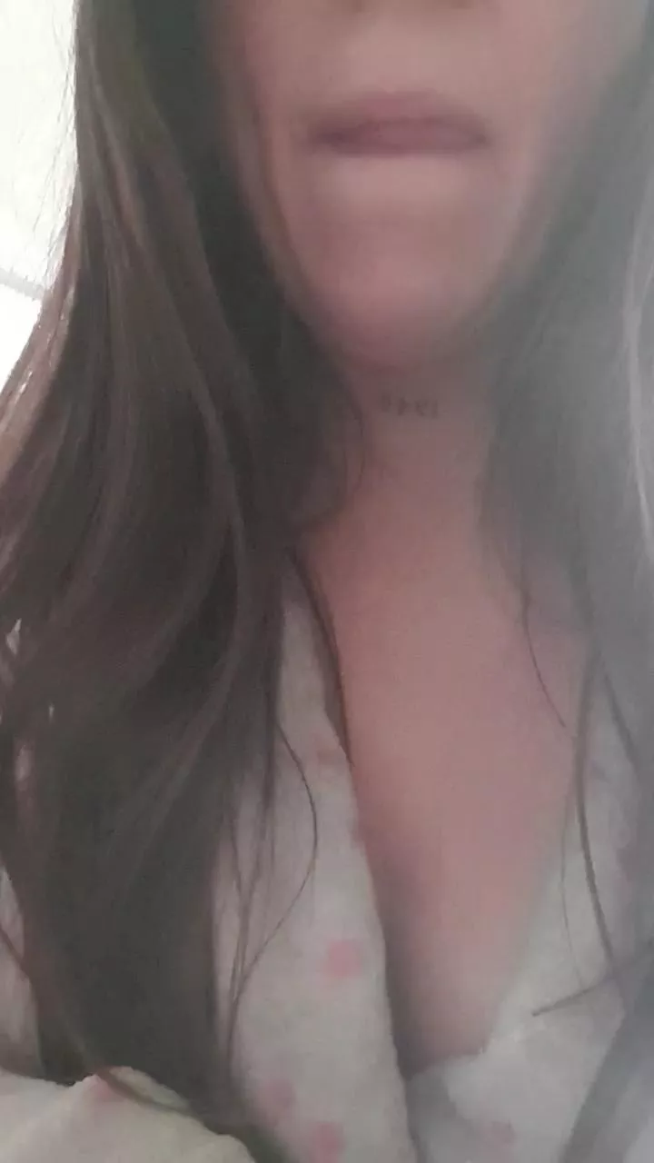 Offline badgirl129 on Cam4