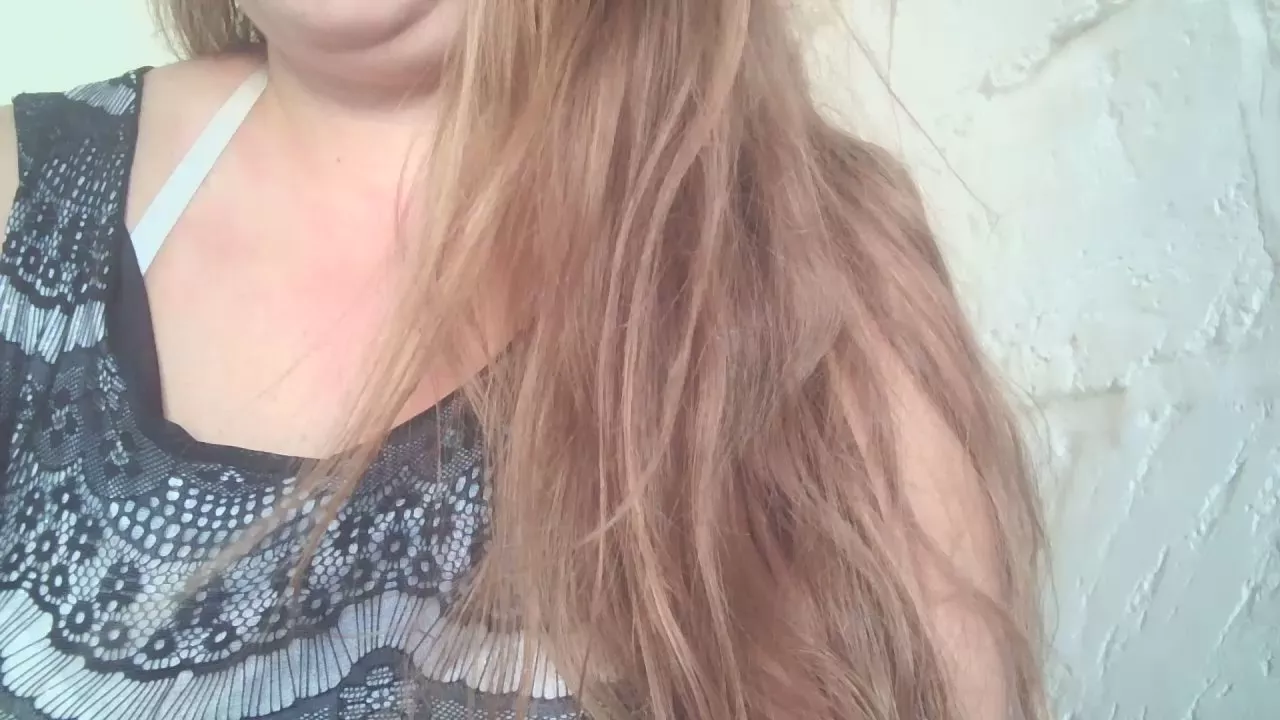 Offline BambolaGenuina on Cam4