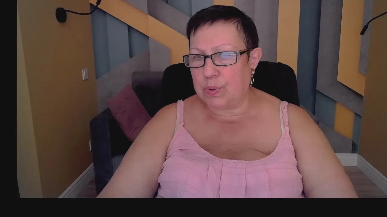 Offline BarbaraTurners on Cam4