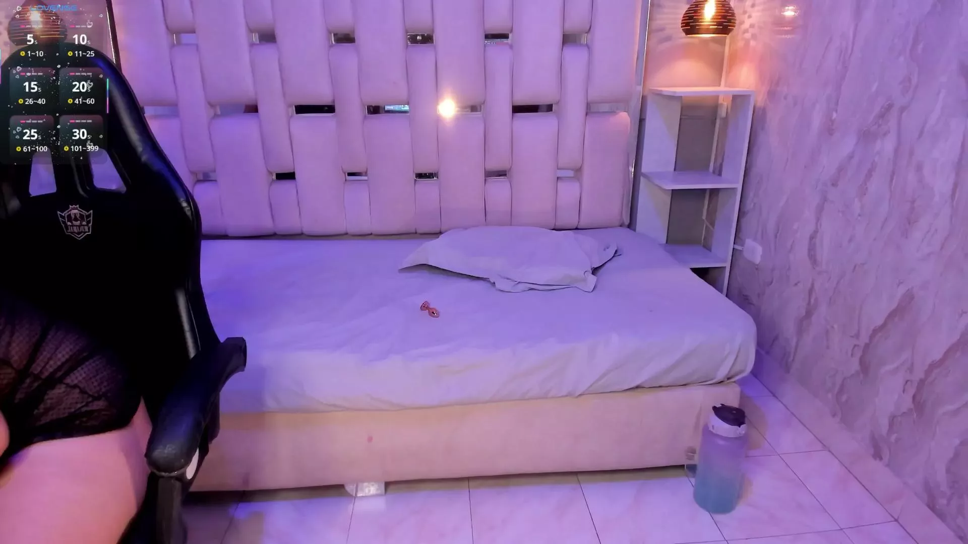 Offline BBWCloe_ on Cam4