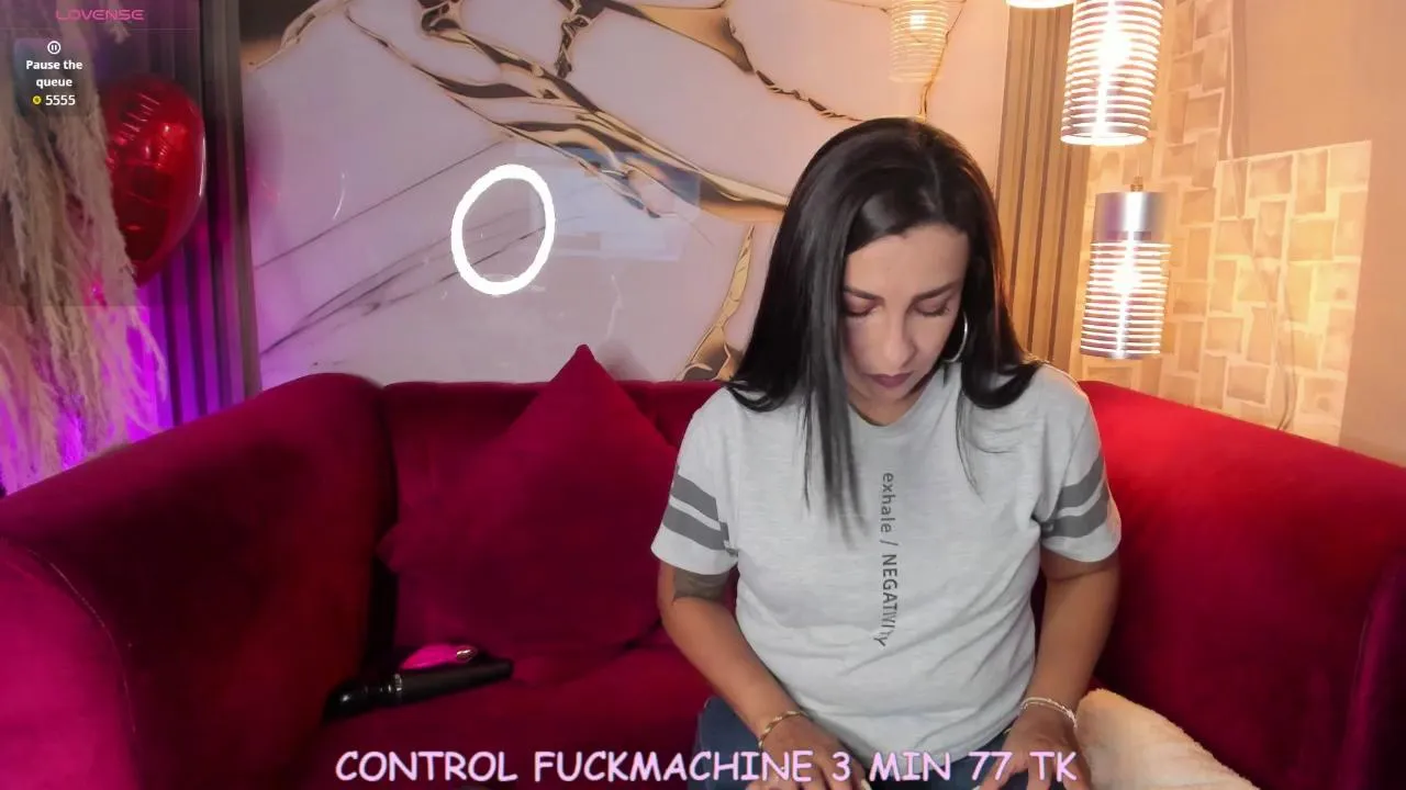 Offline BellaWilliams on Cam4