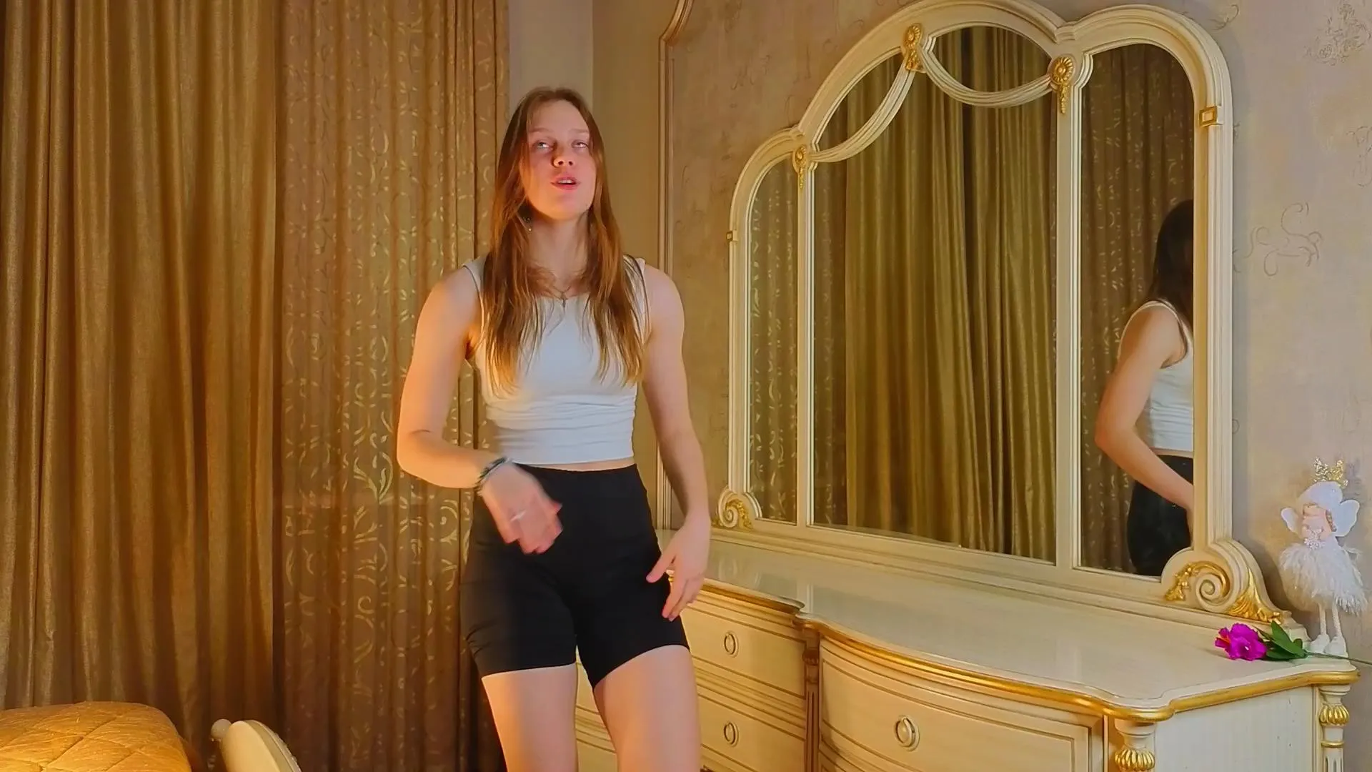 Freechat BertieSiver on Cam4