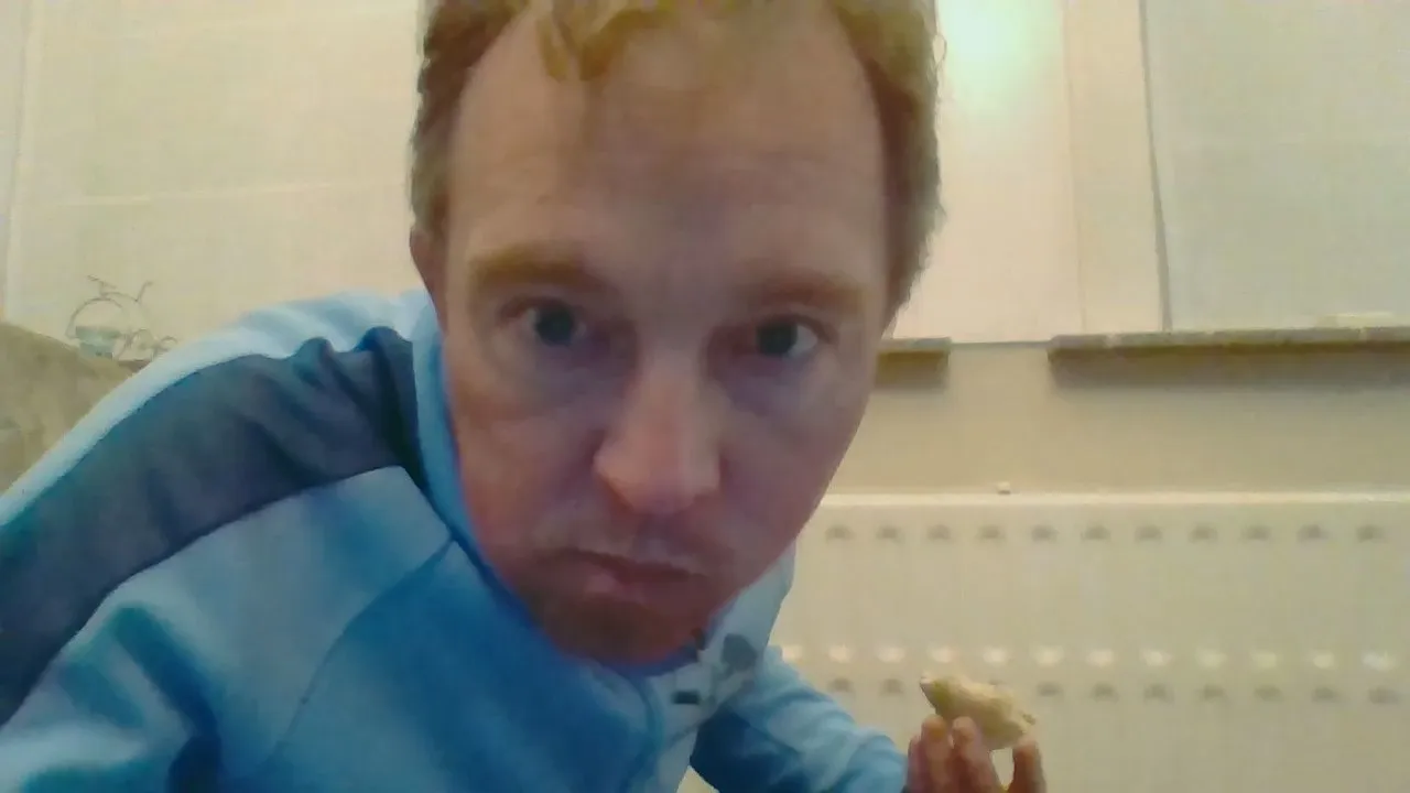 Offline bertolini83 on Cam4