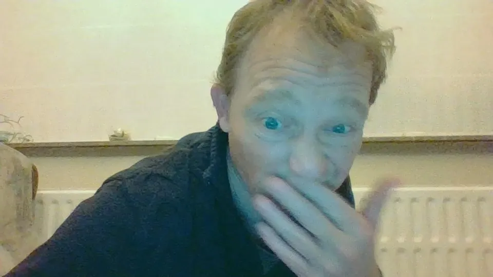 Offline bertolini83 on Cam4