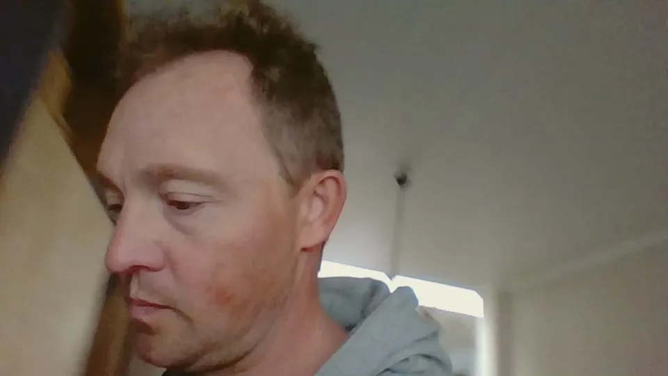 Offline bertolini83 on Cam4