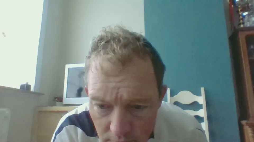 Offline bertolini83 on Cam4