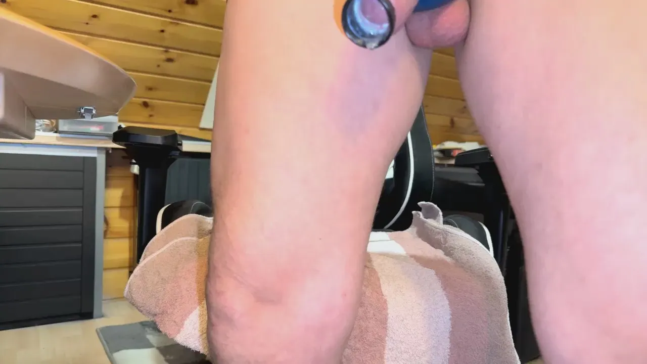 biboy34_4old on Cam4 